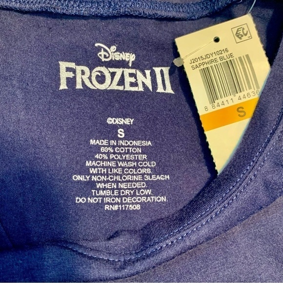 NWT Frozen II Tee Small Dark Blue Light Blue Shadow Image Disney Cotton - Picture 3 of 13